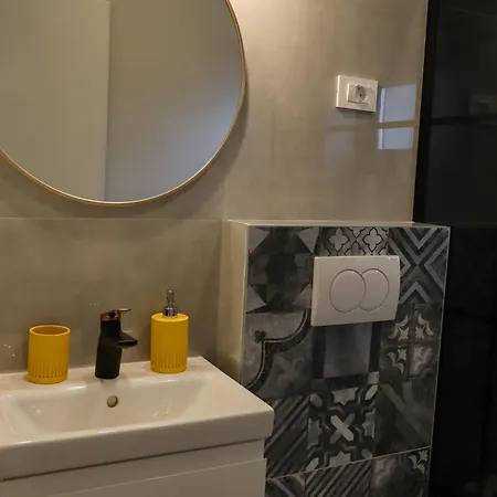 Velebit Escape Apartamento *