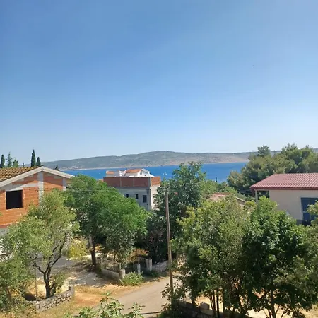 شقة Velebit Escape *