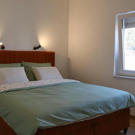 Velebit Escape * ستاريغغاد باكلينتسا